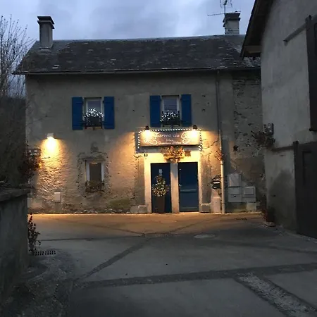 La Ferme De Gayri, D'exception Avec Sauna Et Jacuzzi A 5 Minutes De St-lary Soulan בקתה